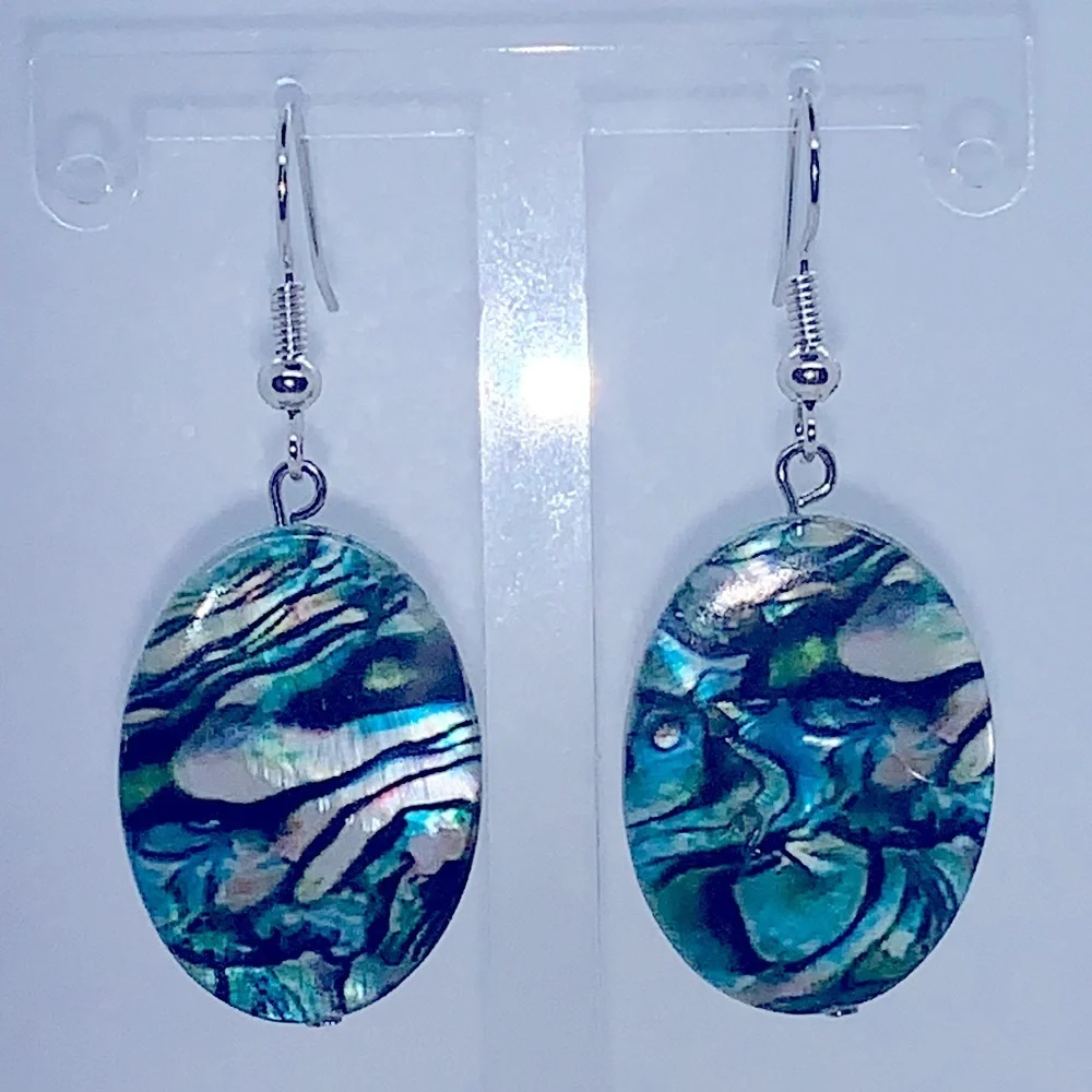 🖤Pick Any 3 for $12🖤 Shell Dangle Earrings - Picture 4 of 8